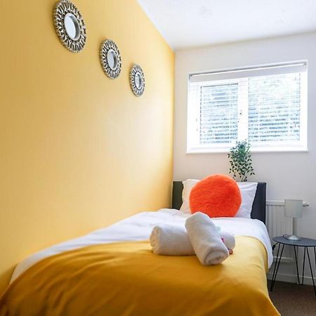 Emerald House Leisure & Contractors Пітерборо Екстер'єр фото